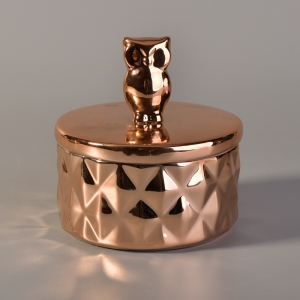 金彩陶器の動物蓋付きロウソク壺