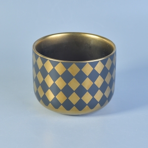 Recipiente de vela de cerâmica com padrão de galvanoplastia