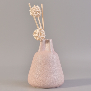 Bottiglia con diffusore in ceramica progettata da Sunny Glassware