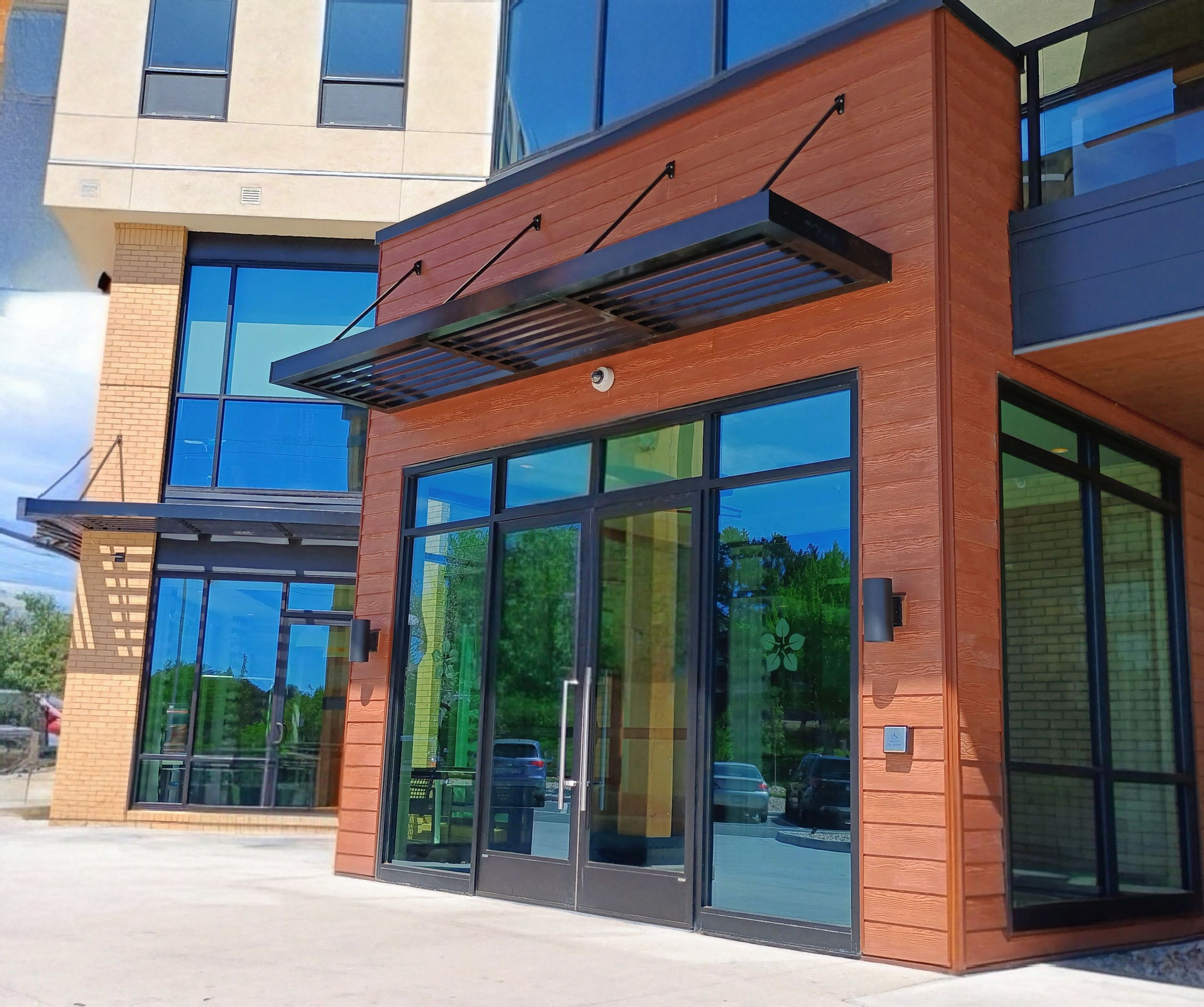 Räätälöidyt kaupalliset ja asuinalueet alumiiniset patiomarkiisit, metalliset aurinkovarjokatokset