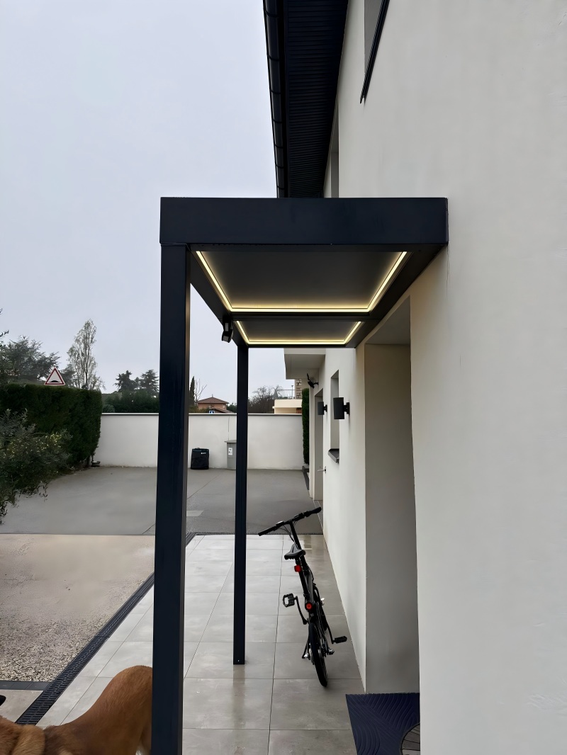 Räätälöidyt kaupalliset ja asuinrakennukset alumiiniseoksesta valmistettujen ulko-ovien terassikatokset markiisit