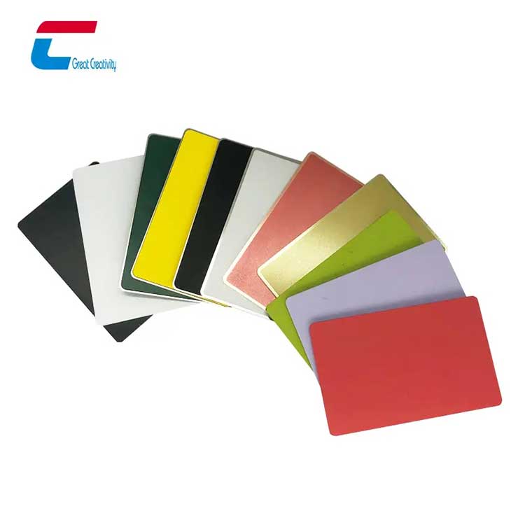 Fabricant de cartes métalliques NFC couleur de carte de visite NFC numérique de haute qualité