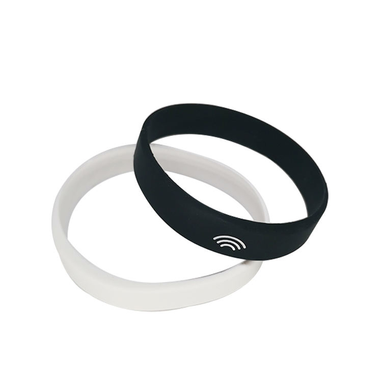 Heißer Verkauf wasserdichtes geschlossenes Silikon-NFC-RFID-Armband für Fitnessstudio-Club-Schwimmbad