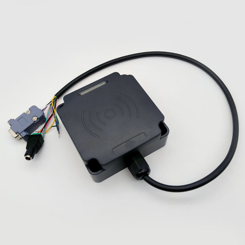 Lecteur RFID d'étiquettes électroniques passives uhf longue portée pour système de stationnement, antenne extérieure 3,5dbi longue portée de 3m