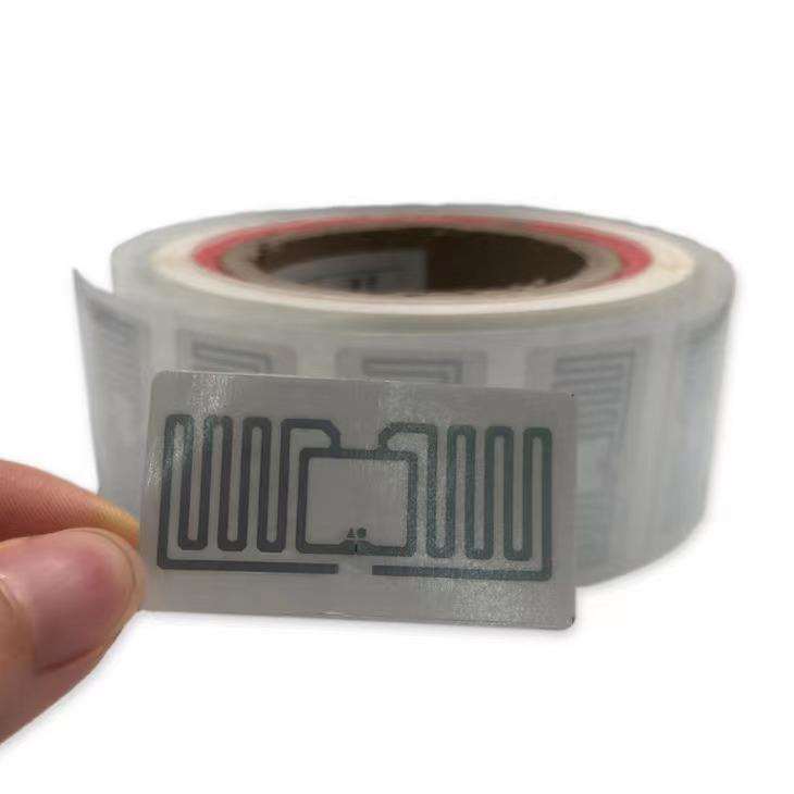 طباعة شعار بحجم مخصص 13.56 ميجا هرتز رقاقة TAG215 RFID NFC العلامة / الملصق