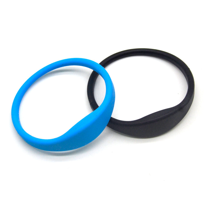 ID de 125 kHz personalizado de 125 kHz 13.56MHz IC NFC Pulsera impermeable Rfid Silicona pulsera de silicona