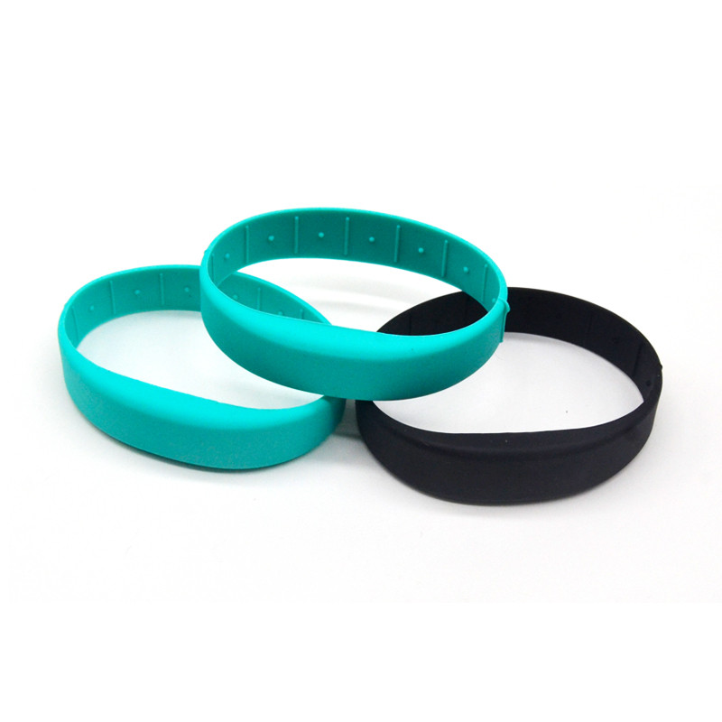 RFID Impression personnalisée Smart Prix bon marché Bracelets en silicone NFC