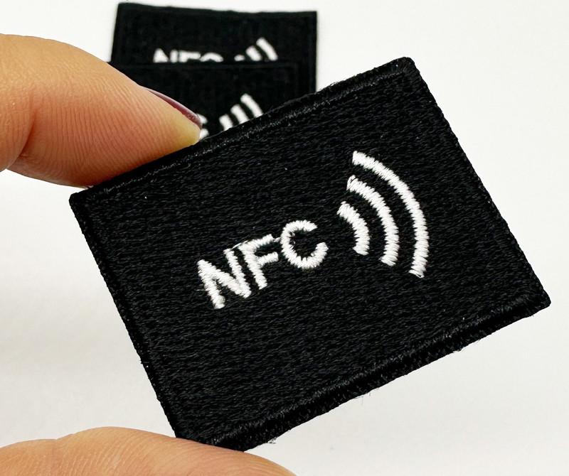 Iron on Patches Sticker NTAG213 nfc tag woven label hot press washing tag for garment