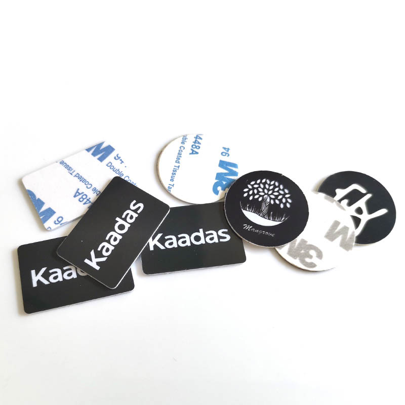 Factory Hot Selling Waterproof Features NFC215 Mini RFID Round PVC Card 13.56MHz HF Coin TAG