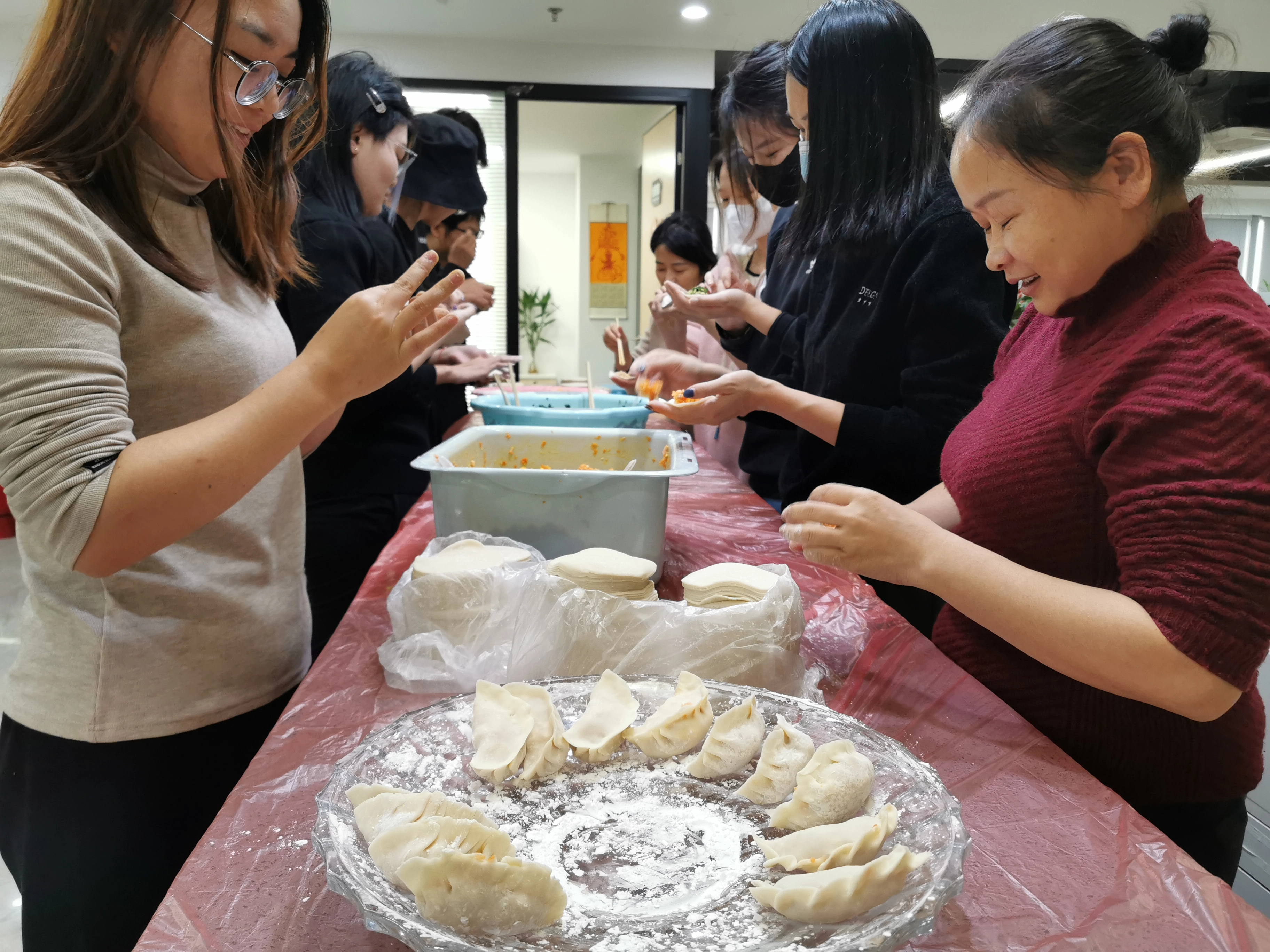 China Hey members! Let's eat dumplings! manufacturer