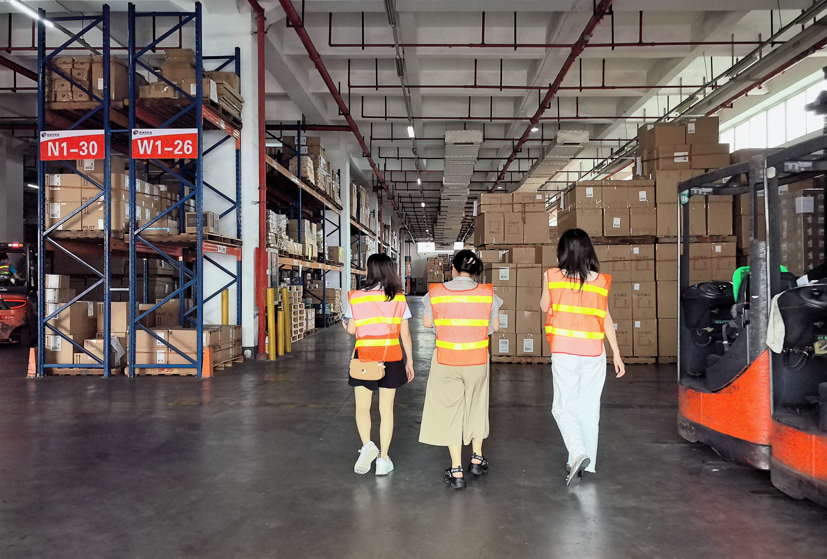 Ang iyong transparent-pagpepresyo ng Tsina sa San Marino Logistics Specialist