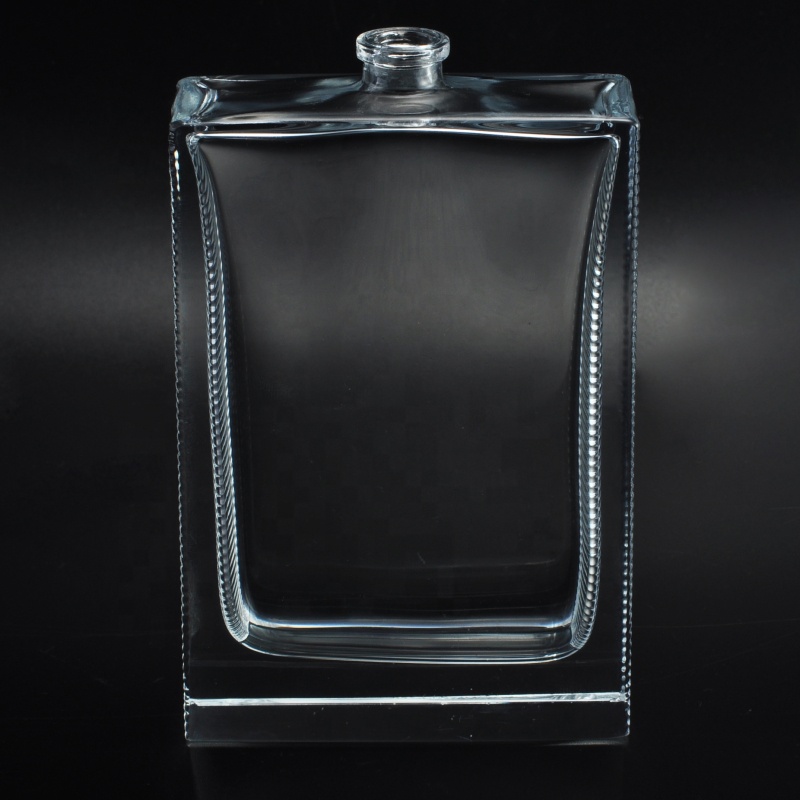 110ml Transparent borosilicate glass container oil essential square perfume spray bottles factory
