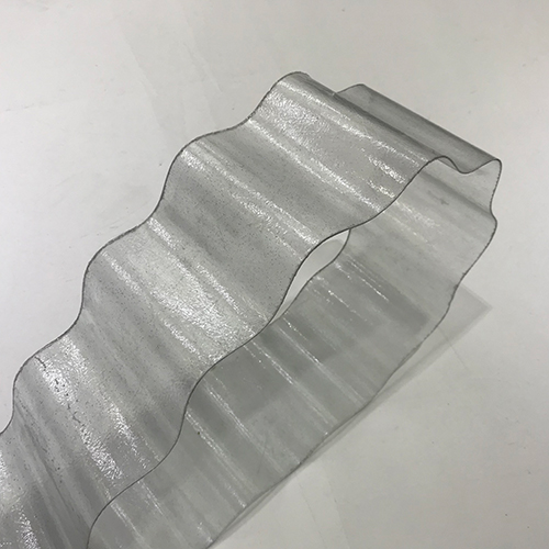 La Chine fabrique de nouveaux panneaux de toit en fibre de verre en plastique pvc transparent ondulé sur le prix de vente