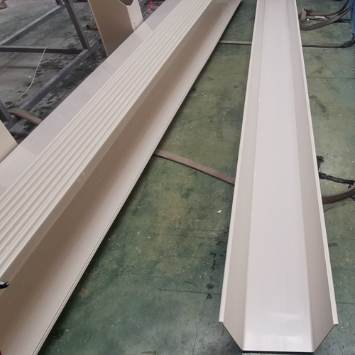 grondaie del tetto in PVC personalizzato per acqua piovana in PVC in vendita produttore Cina