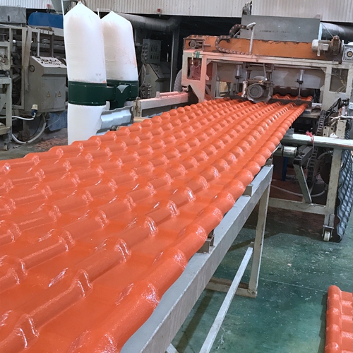 fournisseur de plastique ignifuge composite de résine, fabricant de feuille de tuile de toit en PVC Chine