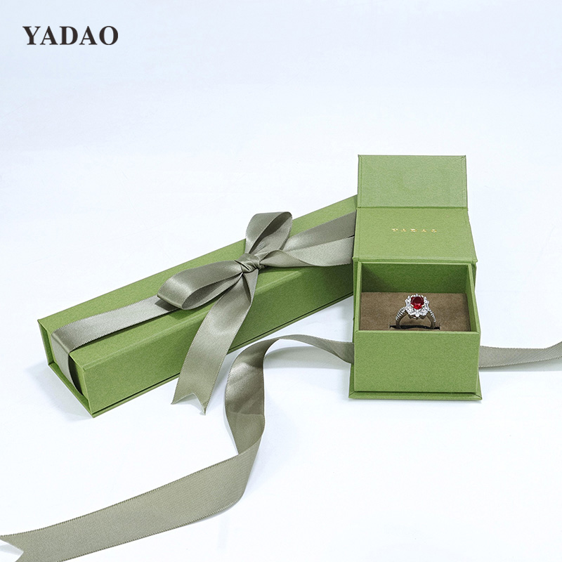 2023new arrival green color paper box with ribbon