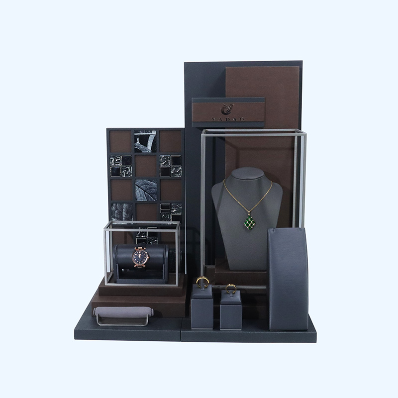 Personalizar ventana de madera conjunto de exhibición de joyería mostrador de tienda de joyería accesorios de exhibición de joyería anillos de exhibición pendientes brazalete colgante