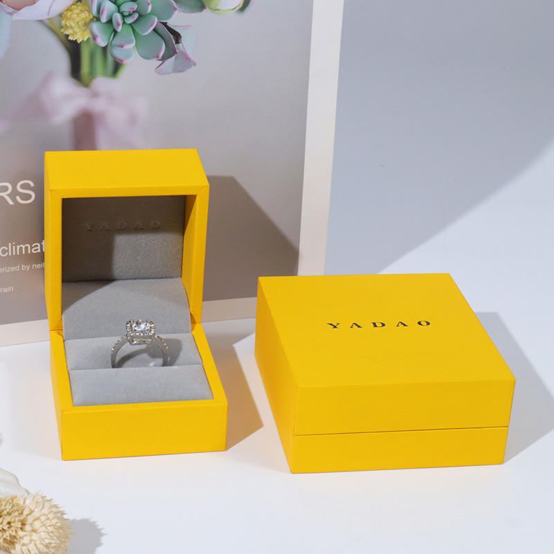 2024 new arrivals economical jewelry box in yellow color