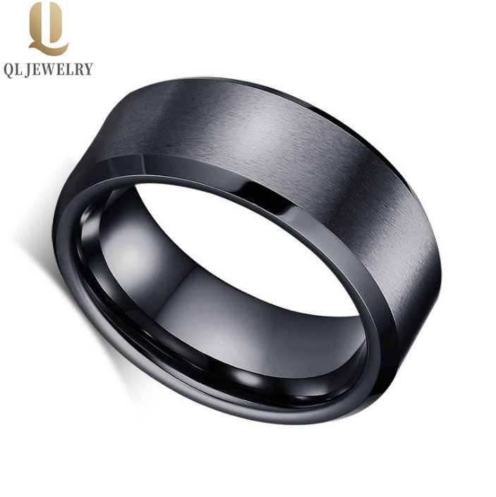 Commercio all\'ingrosso 8mm a cupola opaco rifinito due tono anello di carburo di tungsteno oro e anello di carburo di tungsteno blu