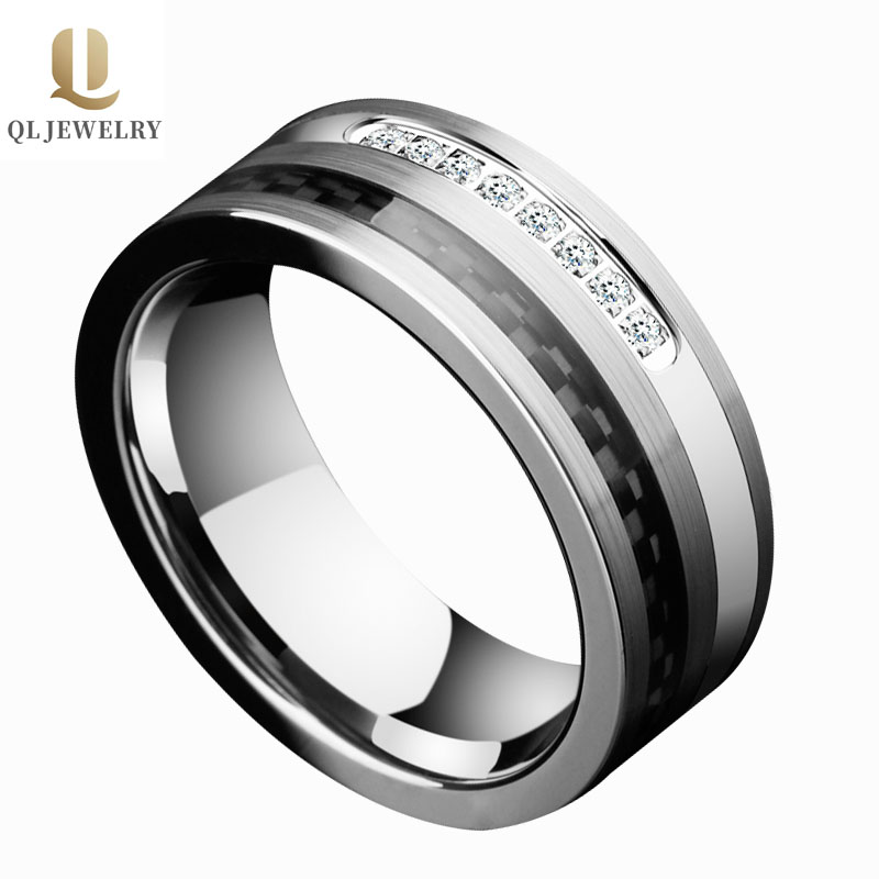Amazing New Confort Fit Bandes de mariage en carbure de tungstène en fibre de carbone avec incrustation brillante CZ