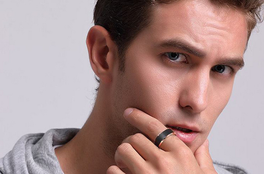 Do men wear rings when they get married? How much does a men\'s wedding ring cost? How to choose a style?