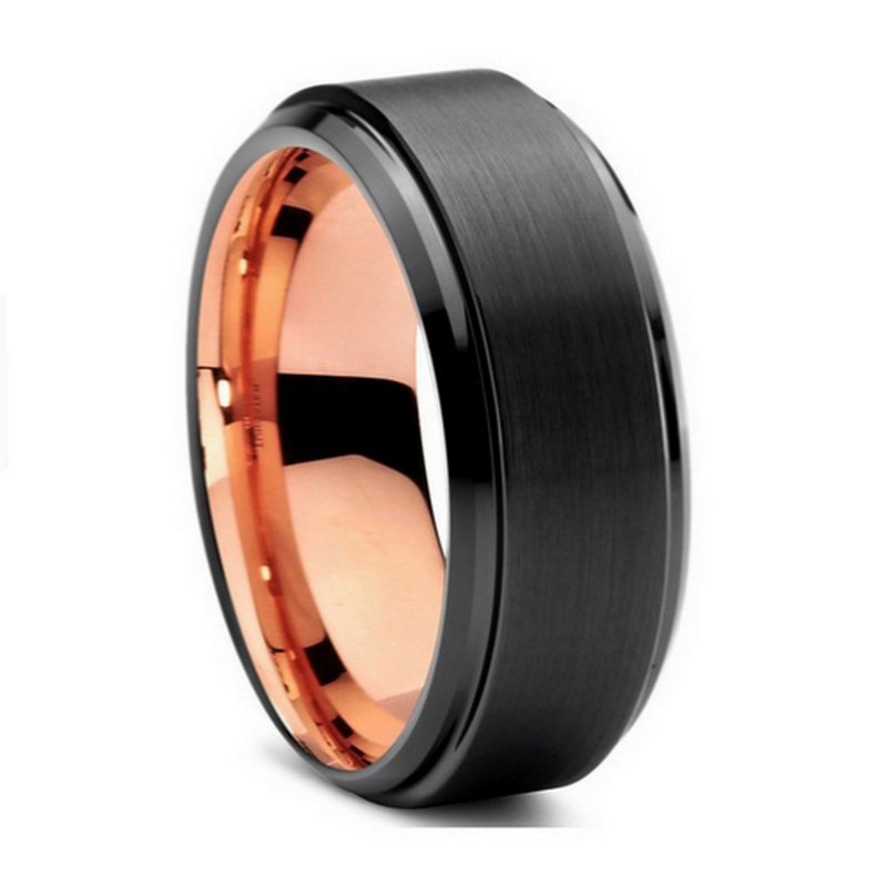 Cina Anello unico in carburo di tungsteno bicolore da 8 mm con bordi smussati a gradino spazzolato Anello in carburo di tungsteno nero e oro rosa spazzolato Produttori