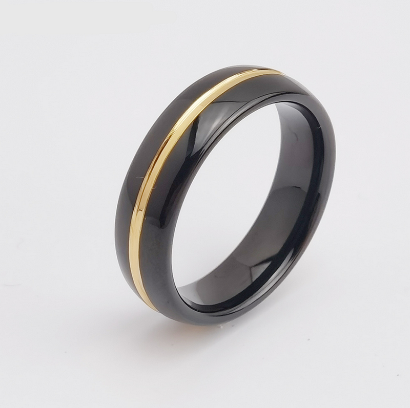 Anello di tungsteno disponibile Anello popolare in carburo di tungsteno nero con cupola lucida da 6 mm e 8 mm con linea d'oro Produttore cinese