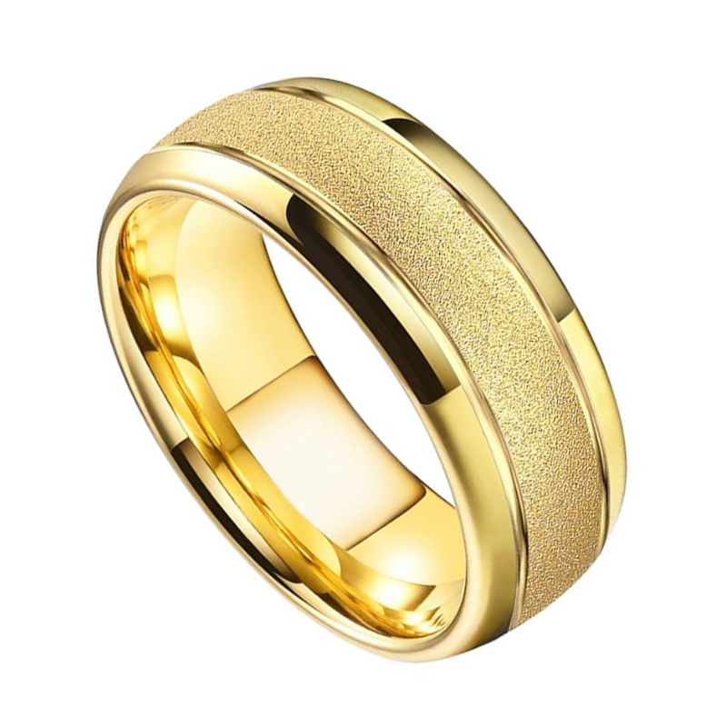 Venta al por mayor Alianzas de boda para hombres Anillo de carburo de tungsteno dorado con cúpula de 8 mm Fabricantes