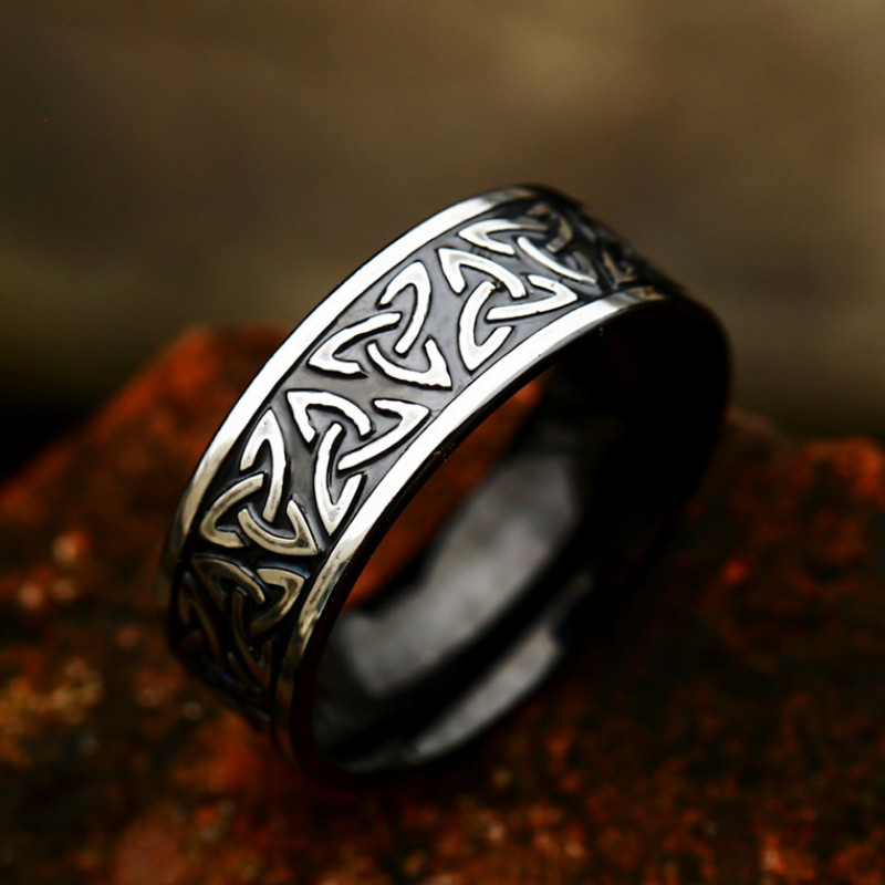 Nordic Viking Celtic Knot Titanium Stahlring Großhandel Europäische und amerikanische Retro Mode Edelstahlring China Hersteller