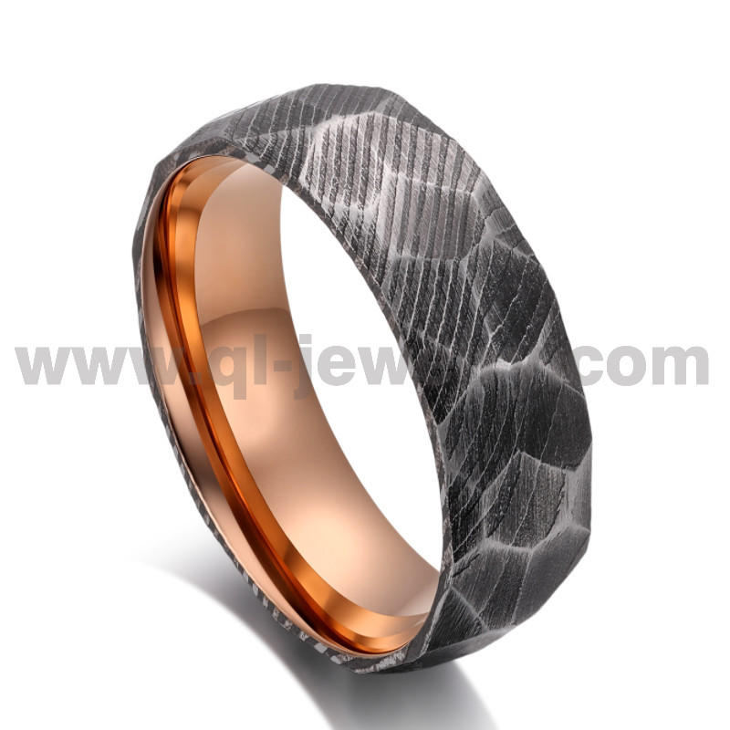 B2B Wholesale Anillo de bodas de acero damasco de 8 mm de ancho en oro rosa y negro para hombres | Banda galvanizada con textura martillada