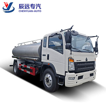 HOWO brand 10 tons water tank transport truck wholesalers in China