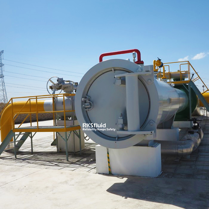 定制清管解决方案，符合 ASME 标准的普通清管器刮板发射器和接收器