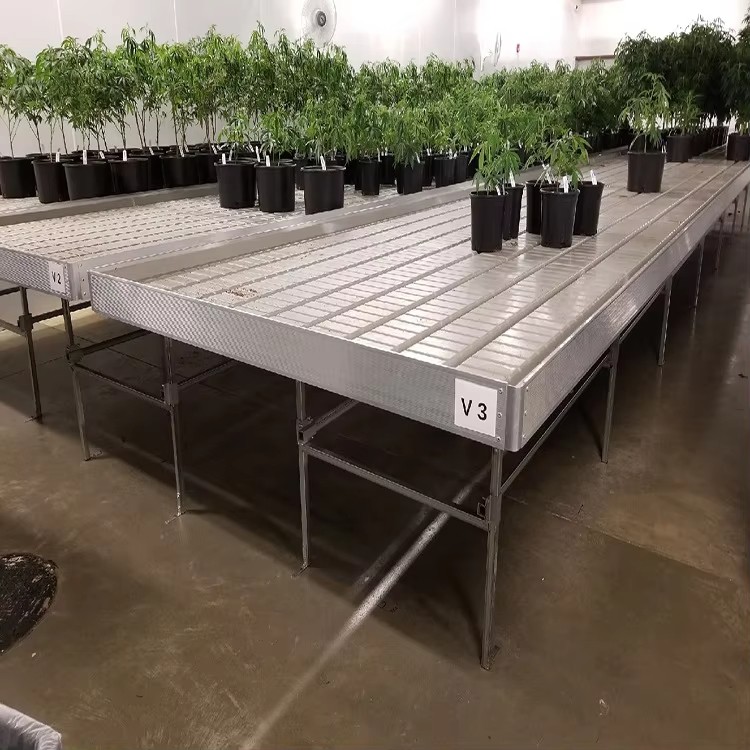 New Premium Growing Tray 4x8 Flood Trays Ebb and Flow System Rolling Bench Grow Tables