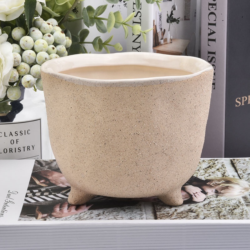 Wholesales Frosted aroma standing ceramic candle vessel