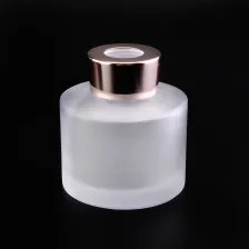 China 180ml Frosted Aroma Reed Diffuser Bottles With Rose Gold Caps manufacturer