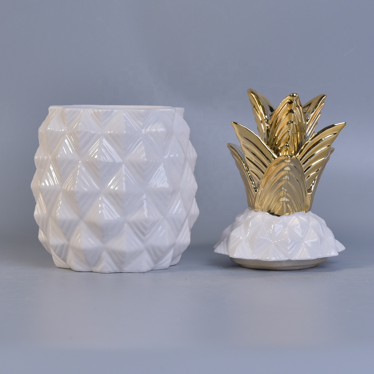 Sunny new design white pineapple ceramic candle vessel with gold lid