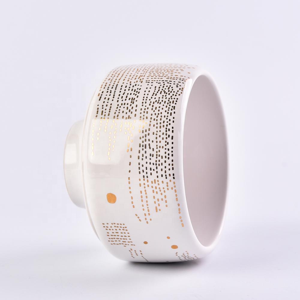 Wholesales decorative standing white ceramic candle holder