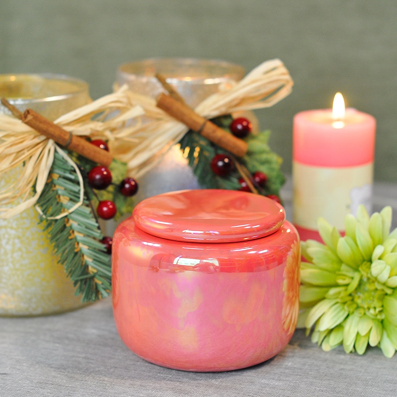 Wholesales empty coloured porcelain ceramic candle jars with lid