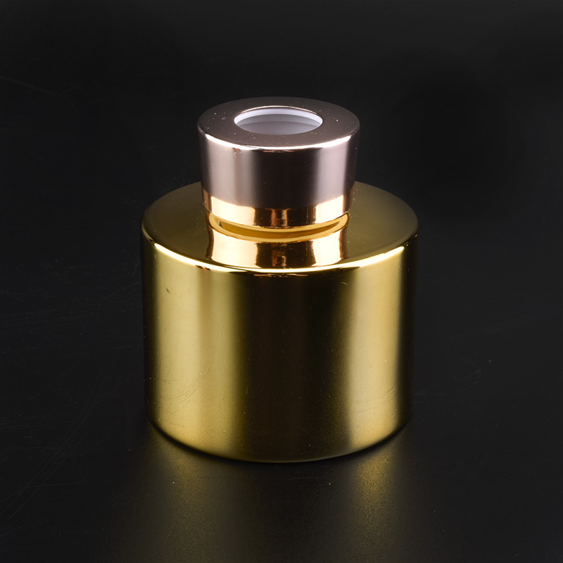 Wholesales electroplating golden glass diffuser bottle perfume bottle fragrance