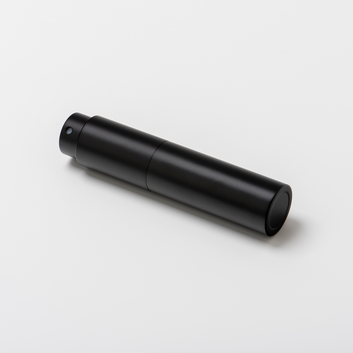 5ml Matte  Black Twist Fragrance Atomizer Travel Glass Perfume Bottle wholesale