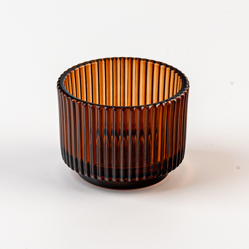 Popularny kolorowy szklany słoik na świece w pionowych paskach do pakowania świec