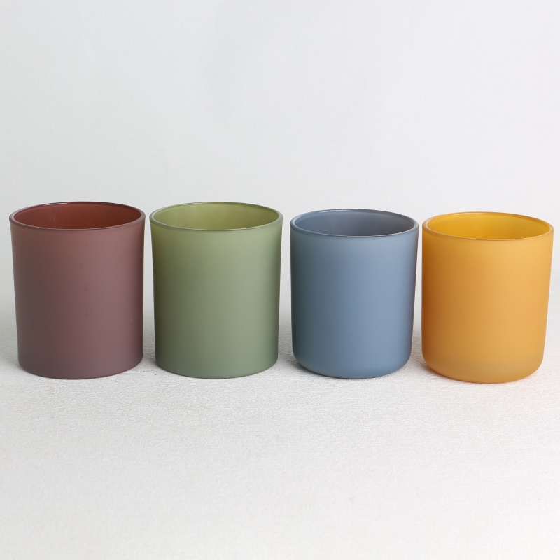 Zylindrisches, mattiertes, undurchsichtiges Sprühglas-Duftkerzenglas in Muti-Farben
