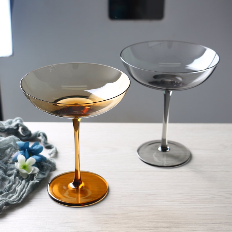 Wide and shallow bowl cocktail coupe champagne glasses set of 2