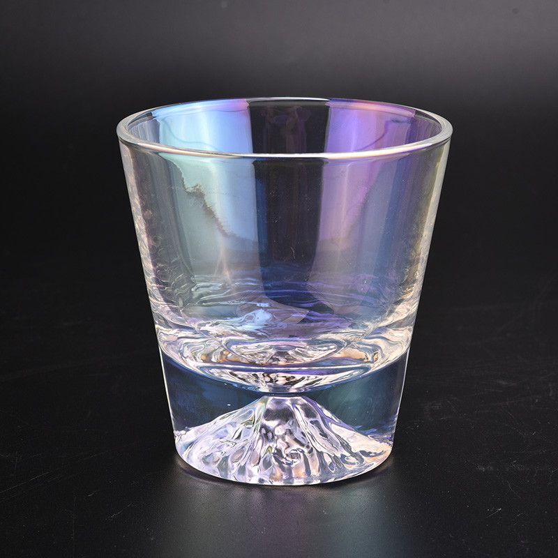 iriserende v formede glas stearinlys med bjerg design