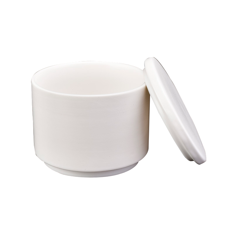 High quality matte white ceramic candle vessel with lid