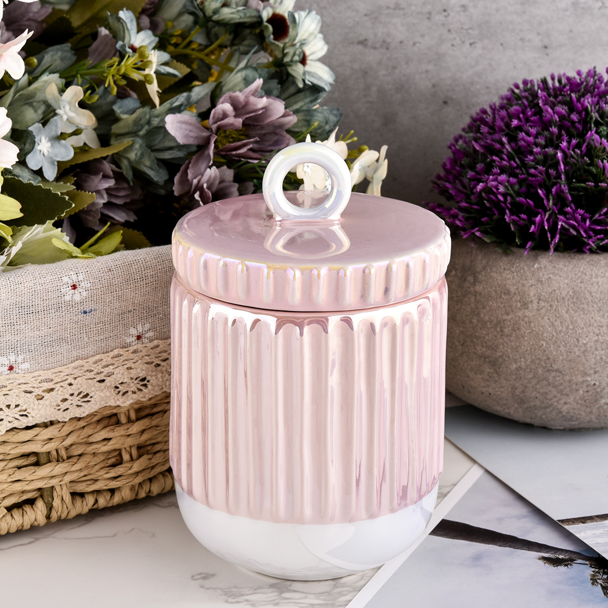 cute pink glossy electroplating ceramic candle jars with lids