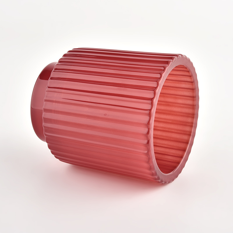 休日のための垂直線が付いている赤いガラスキャンドル容器8オンス