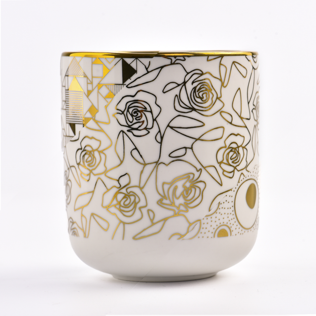 gylne keramiske stearinlysglass med rose på utsiden