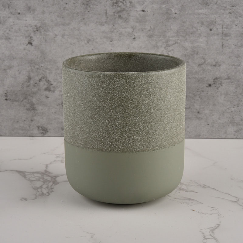 Factory direct sales green matte ceramic candle pot making container