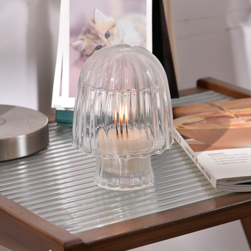 2024 new unique design borosilicate glass candle jar with lids